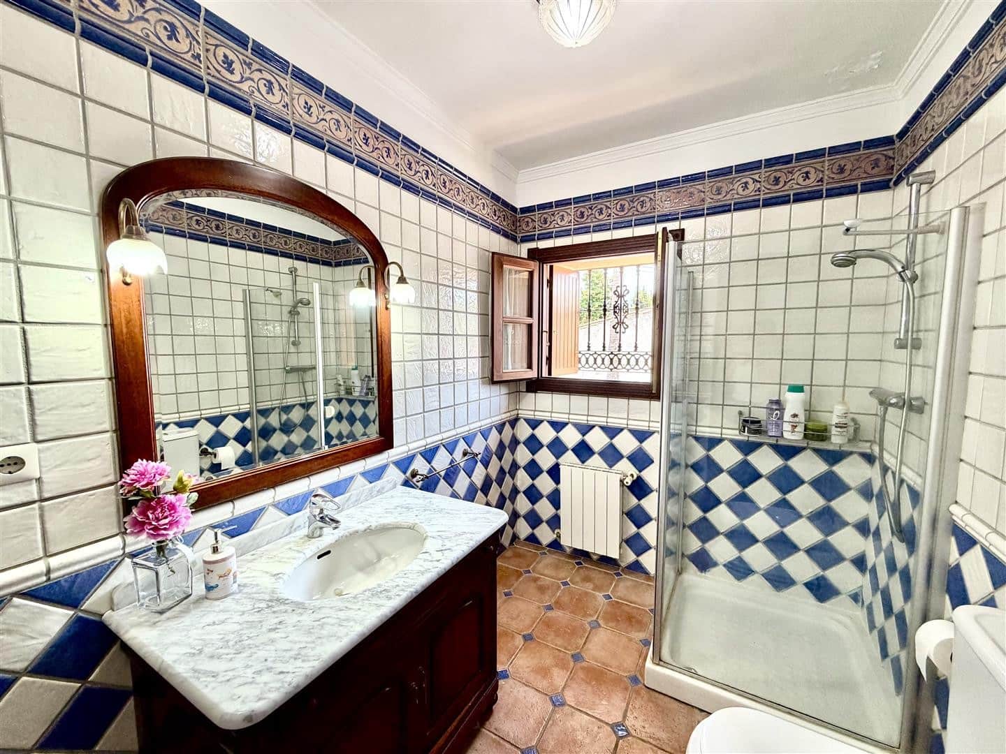 3 Zimmer Doppelhaus zu verkaufen in Nueva Andalucia mit Pool Garage - 945.000 € (Ref: 8916127)