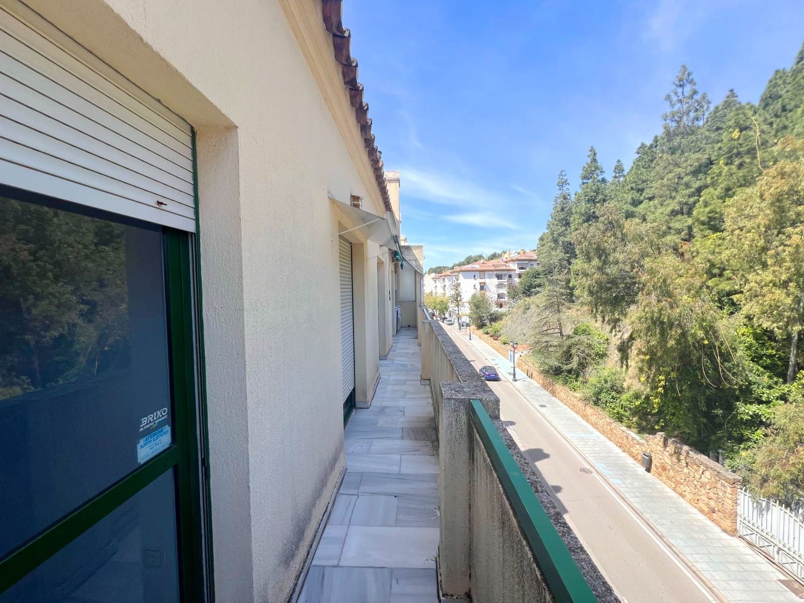 4 sypialnia Penthouse na sprzedaż w Marbella z garażem - 779 500 € (Ref: 8921345)