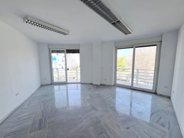 2 Zimmer Apartment zu verkaufen in Marbella mit Garage - 680.000 € (Ref: 8924129)