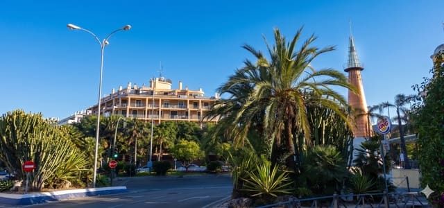 2 Zimmer Apartment zu verkaufen in Marbella mit Garage - 680.000 € (Ref: 8924129)