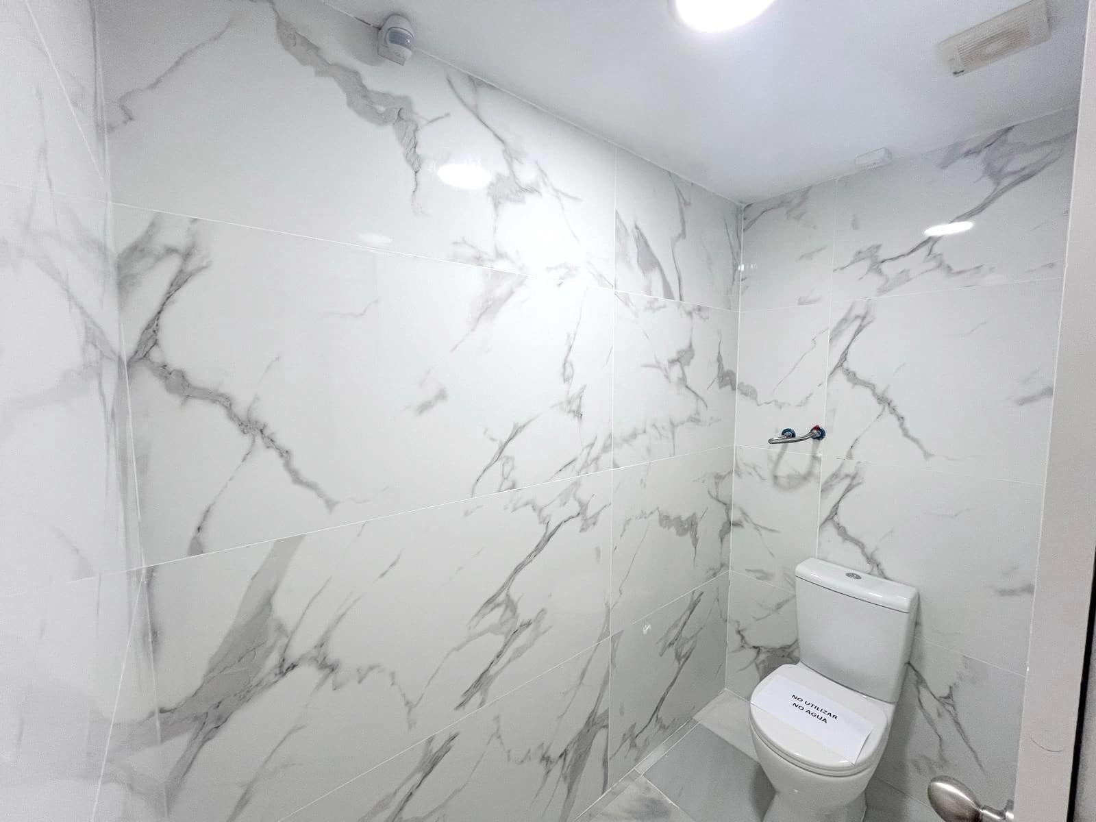 2 slaapkamer Appartement te koop in Marbella met garage - € 680.000 (Ref: 8924129)