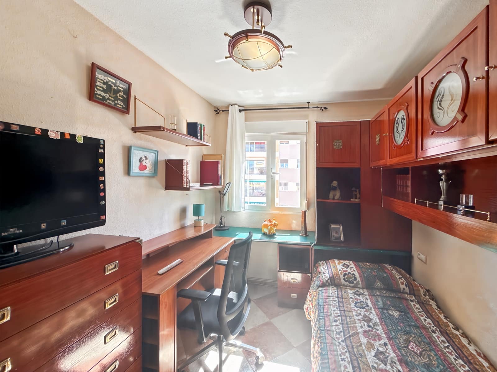 4 makuuhuone Huoneisto myytävänä paikassa Malaga kaupunki mukana 
autotalli - 631 000 € (Ref: 8926391)