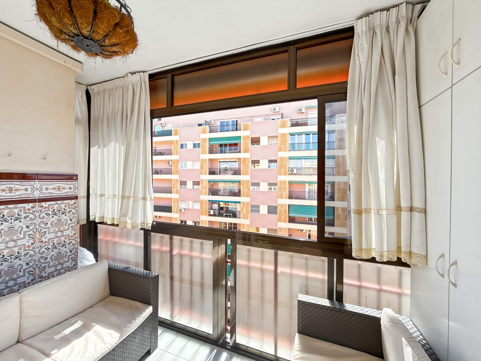 4 makuuhuone Huoneisto myytävänä paikassa Malaga kaupunki mukana 
autotalli - 631 000 € (Ref: 8926391)