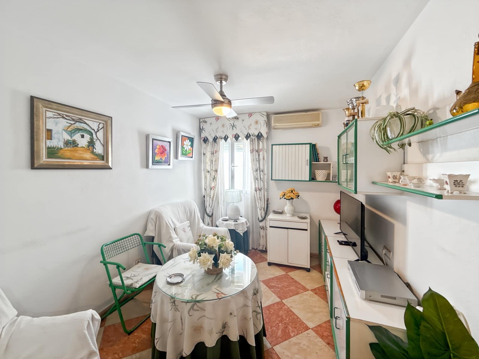 4 makuuhuone Huoneisto myytävänä paikassa Malaga kaupunki mukana 
autotalli - 631 000 € (Ref: 8926391)