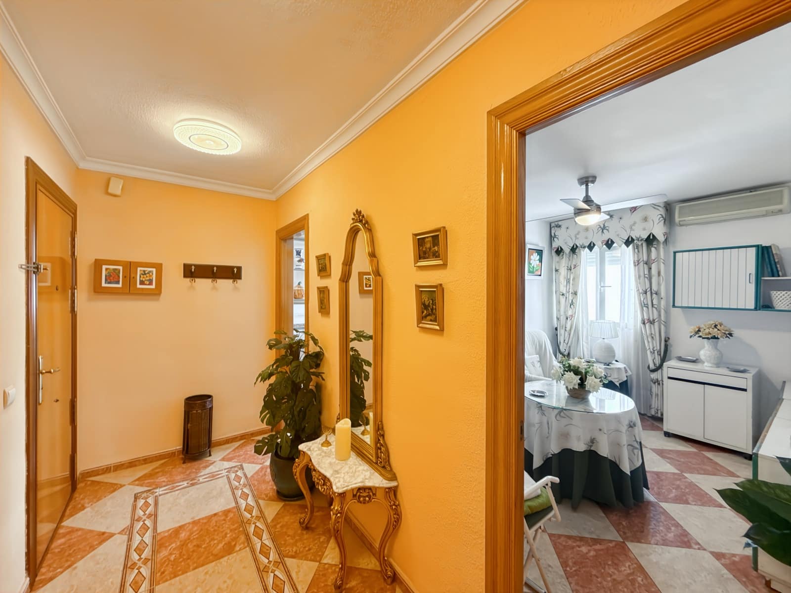 4 makuuhuone Huoneisto myytävänä paikassa Malaga kaupunki mukana 
autotalli - 631 000 € (Ref: 8926391)