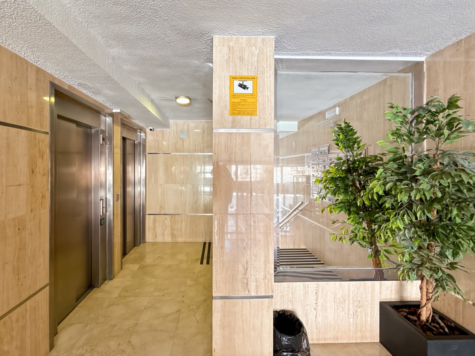 4 makuuhuone Huoneisto myytävänä paikassa Malaga kaupunki mukana 
autotalli - 631 000 € (Ref: 8926391)