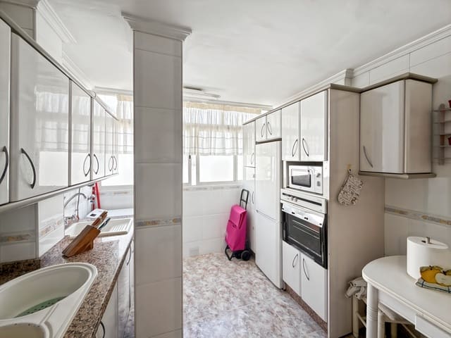 4 camera da letto Appartamento in vendita in Centro, Malaga città con garage - 631.000 € (Rif: 8926391)