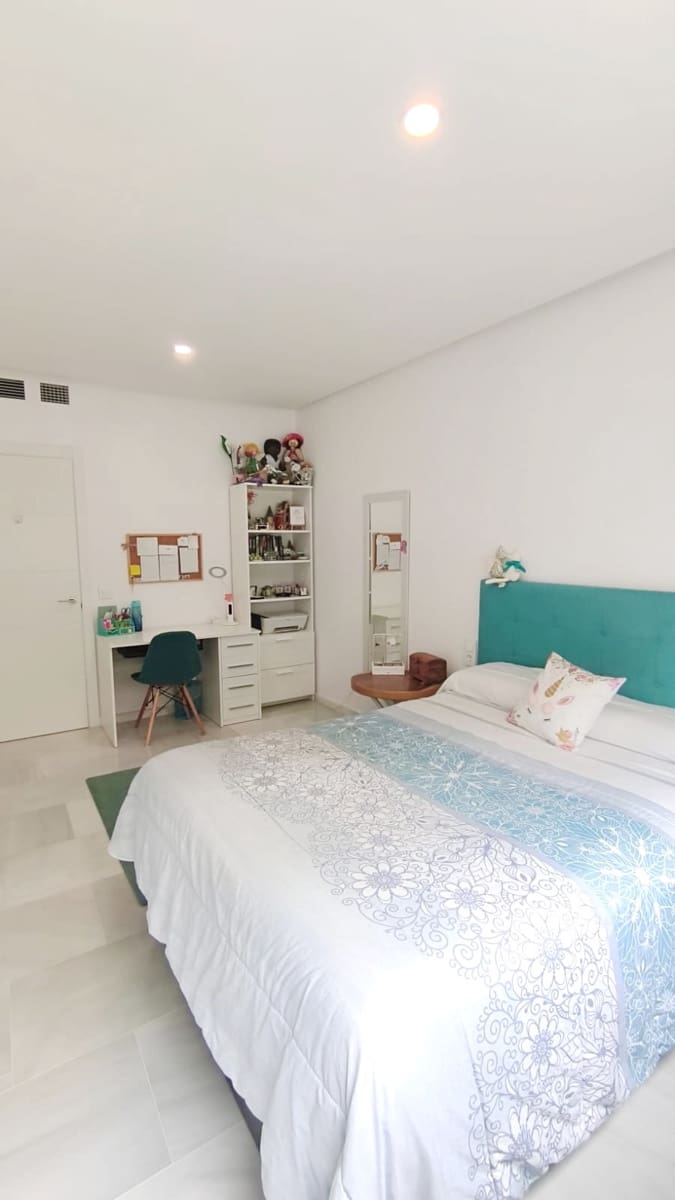 3 slaapkamer Appartement te koop in Marbella met zwembad garage - € 759.000 (Ref: 8935128)