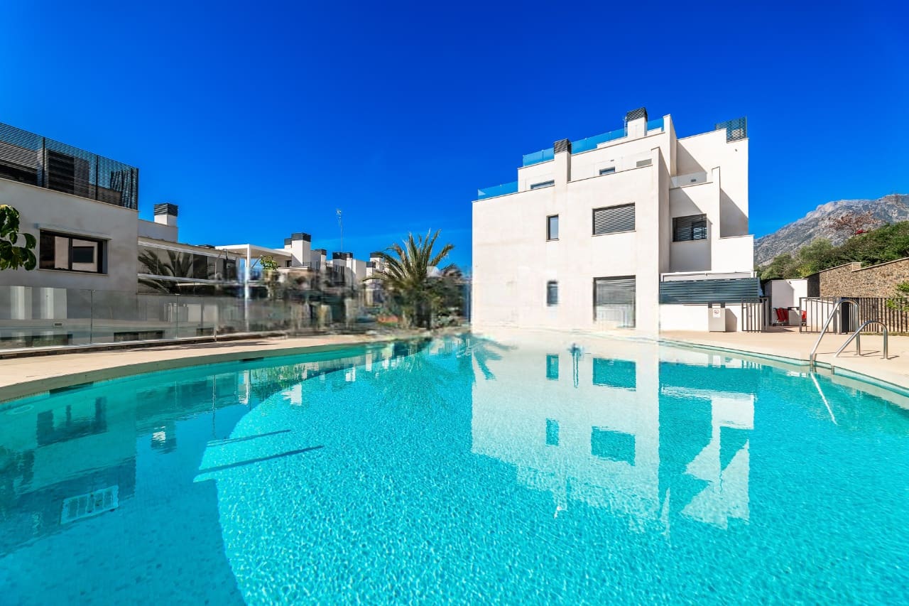 3 slaapkamer Appartement te koop in Marbella met zwembad garage - € 759.000 (Ref: 8935128)