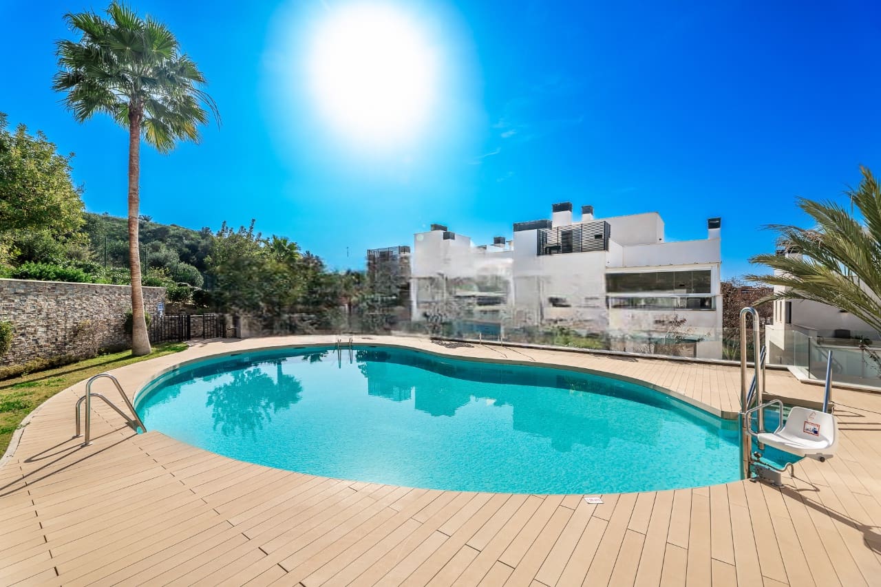 3 slaapkamer Appartement te koop in Marbella met zwembad garage - € 759.000 (Ref: 8935128)