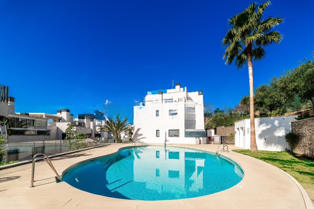 3 slaapkamer Appartement te koop in Marbella met zwembad garage - € 759.000 (Ref: 8935128)