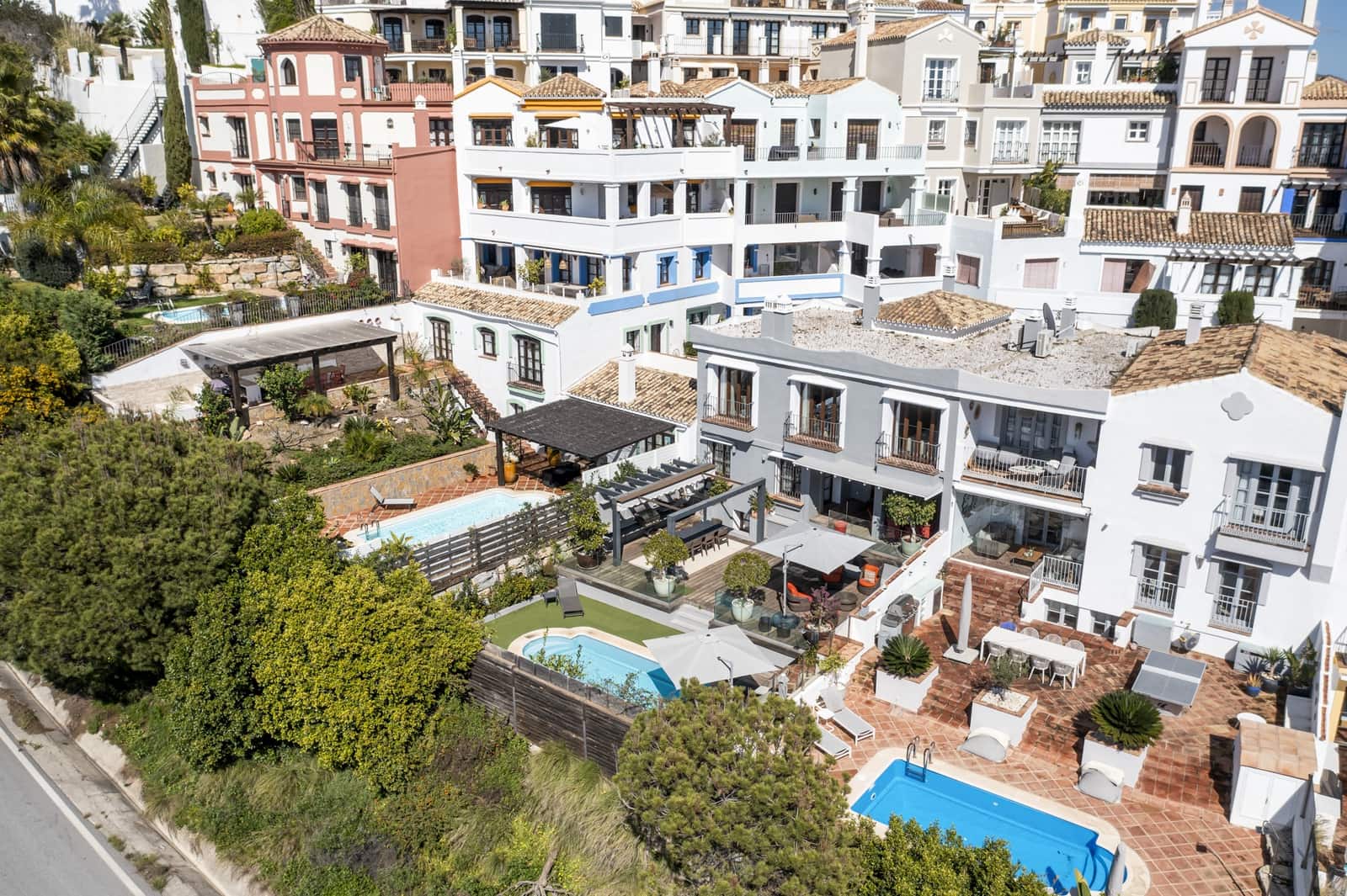 5 soveværelse Byhus til salg i La Heredia med swimmingpool garage - € 1.095.000 (Ref: 8950600)