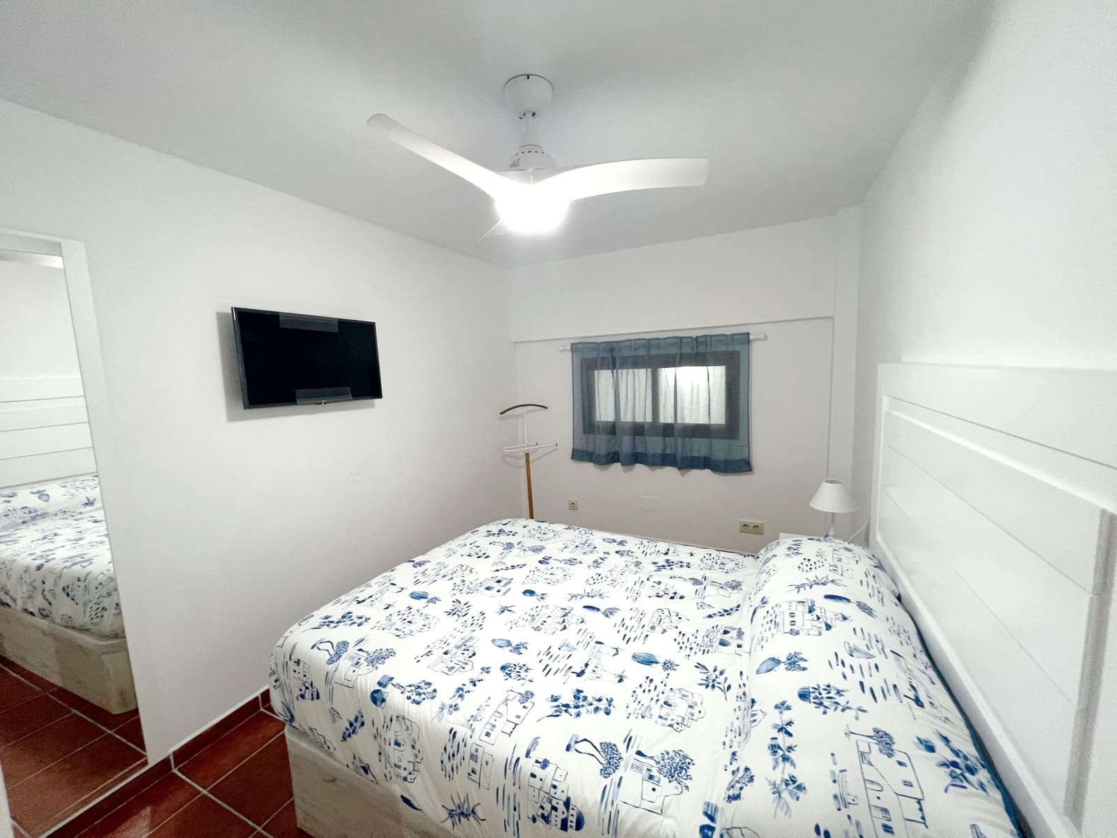 4 bedroom Apartment for sale in Marbella - € 320,000 (Ref: 8950601)