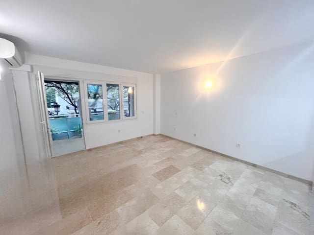 Studio til salgs i Marbella med svømmebasseng - € 290 000 (Ref: 8962310)