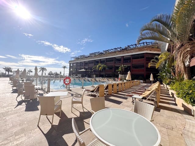 1 soverom Penthouse til salgs i Marbella med svømmebasseng garasje - € 699 000 (Ref: 8968563)