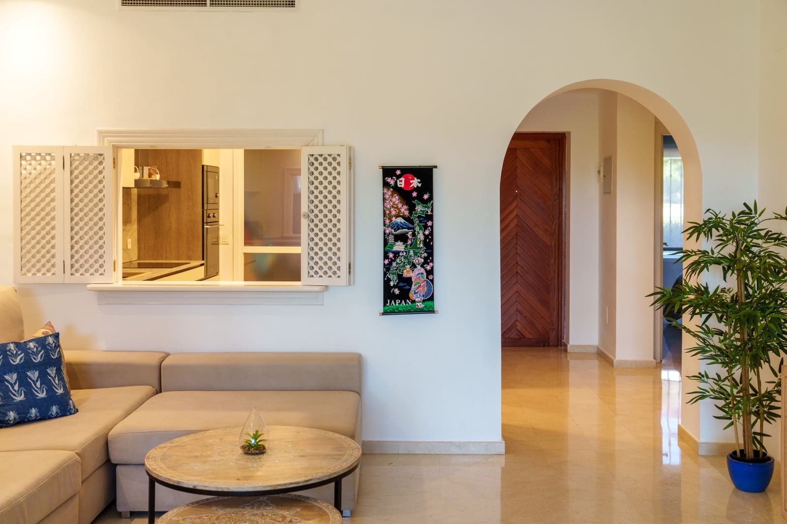 2 soverom Leilighet til salgs i Guadalmansa med svømmebasseng garasje - € 550 000 (Ref: 9001251)