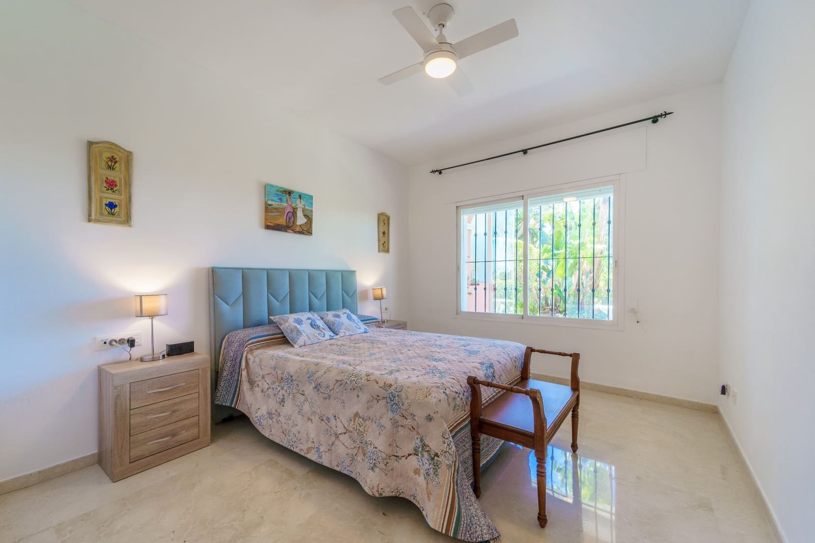 2 soverom Leilighet til salgs i Guadalmansa med svømmebasseng garasje - € 550 000 (Ref: 9001251)