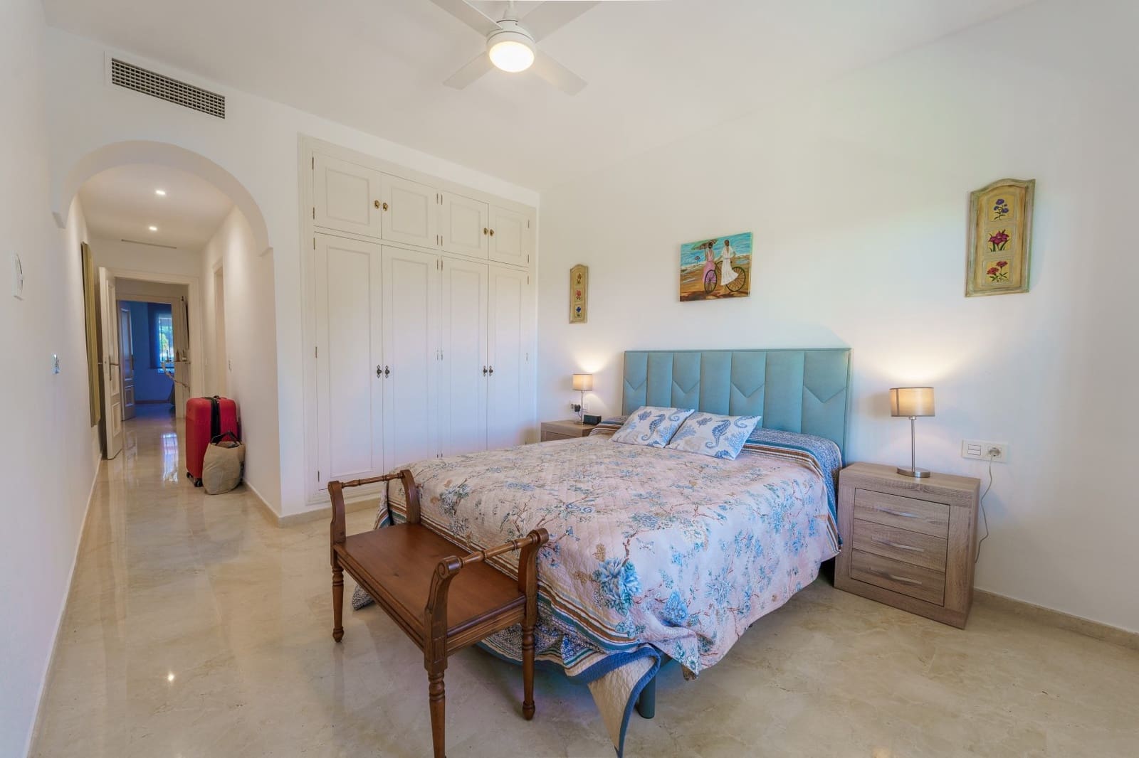 2 soverom Leilighet til salgs i Guadalmansa med svømmebasseng garasje - € 550 000 (Ref: 9001251)