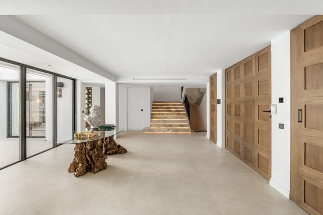 5 camera da letto Villa in vendita in Nueva Andalucia, Marbella con piscina garage - 8.300.000 € (Rif: 9001252)