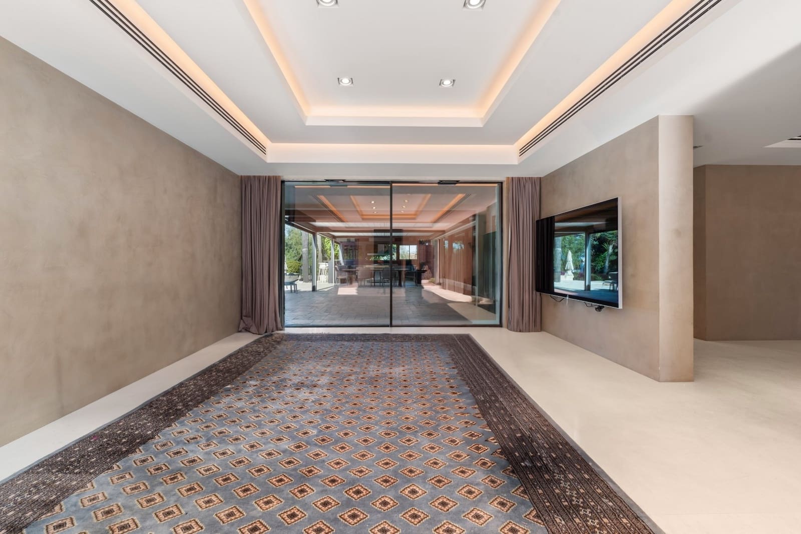 6 quarto Moradia para venda em Marbella com piscina garagem - 3 999 000 € (Ref: 9001253)