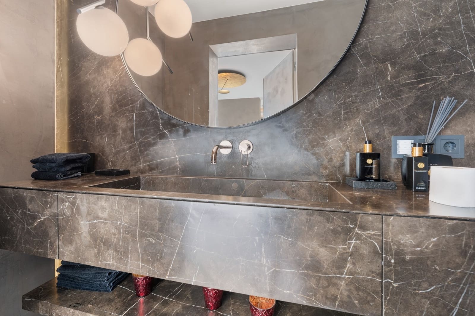 6 quarto Moradia para venda em Marbella com piscina garagem - 3 999 000 € (Ref: 9001253)