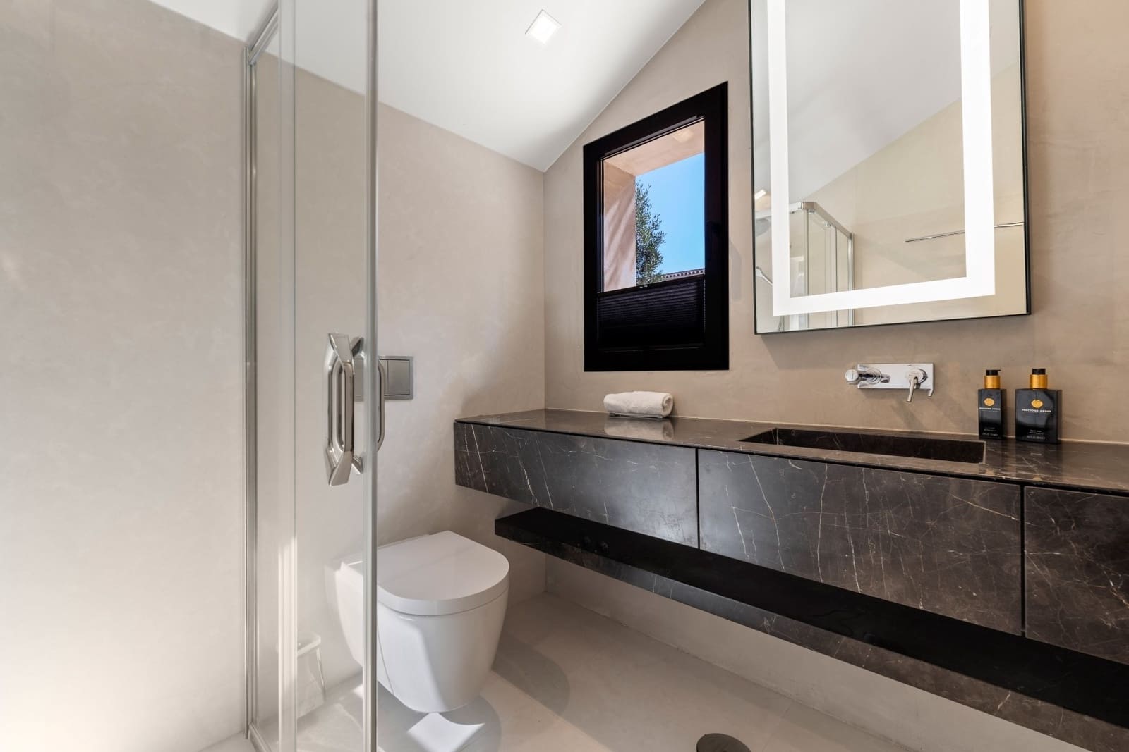 6 quarto Moradia para venda em Marbella com piscina garagem - 3 999 000 € (Ref: 9001253)