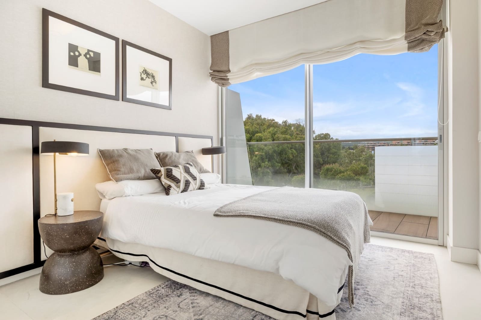 3 makuuhuone Huoneisto myytävänä paikassa Estepona mukana uima-altaan 
autotalli - 1 390 000 € (Ref: 9007361)