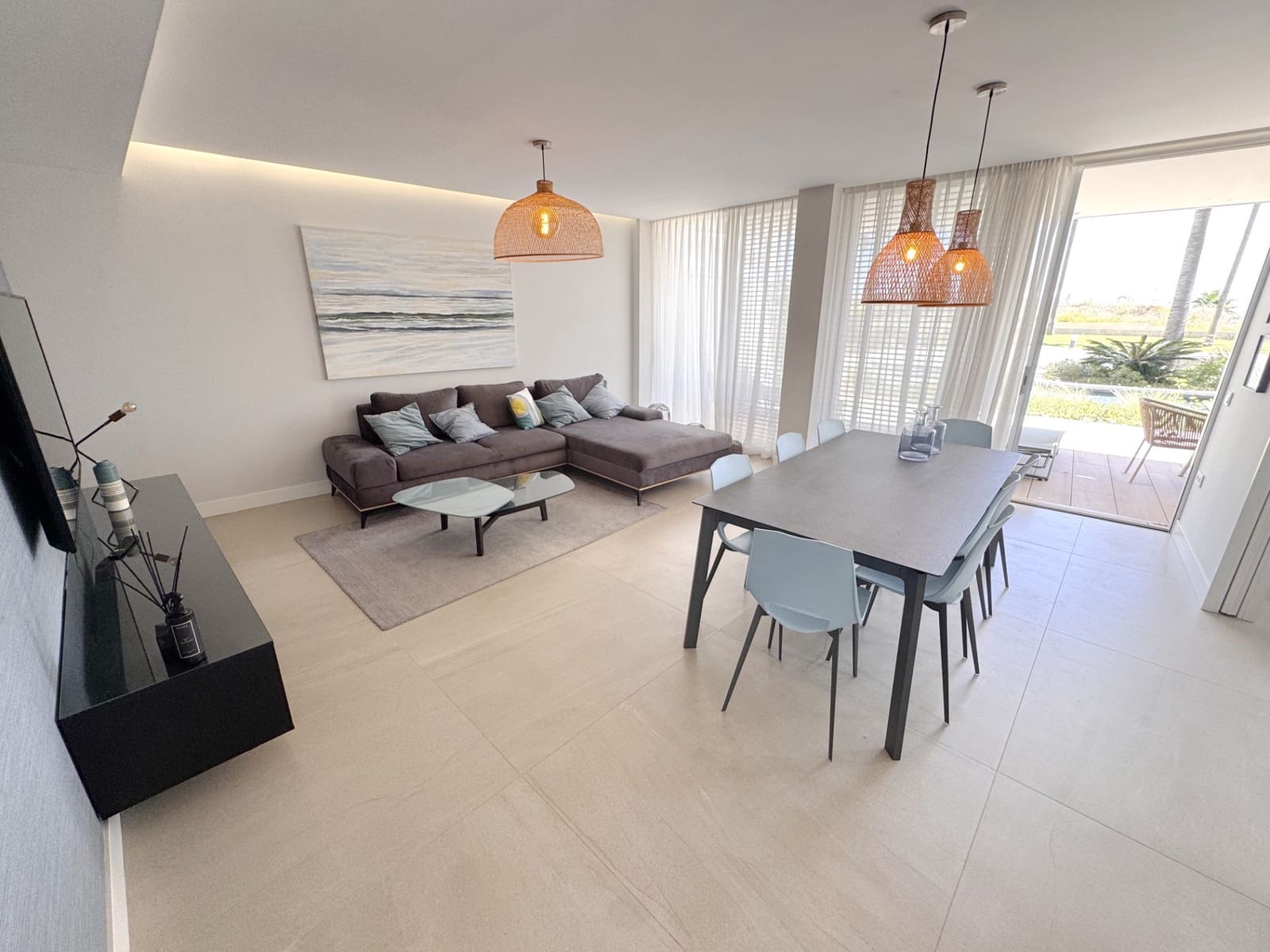 2 soverom Leilighet til salgs i Estepona med svømmebasseng garasje - € 898 000 (Ref: 9007361)