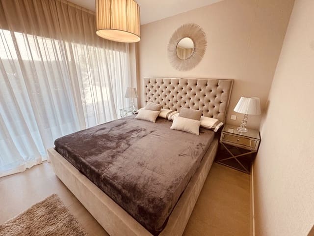 2 soverom Leilighet til salgs i Estepona med svømmebasseng garasje - € 898 000 (Ref: 9007361)