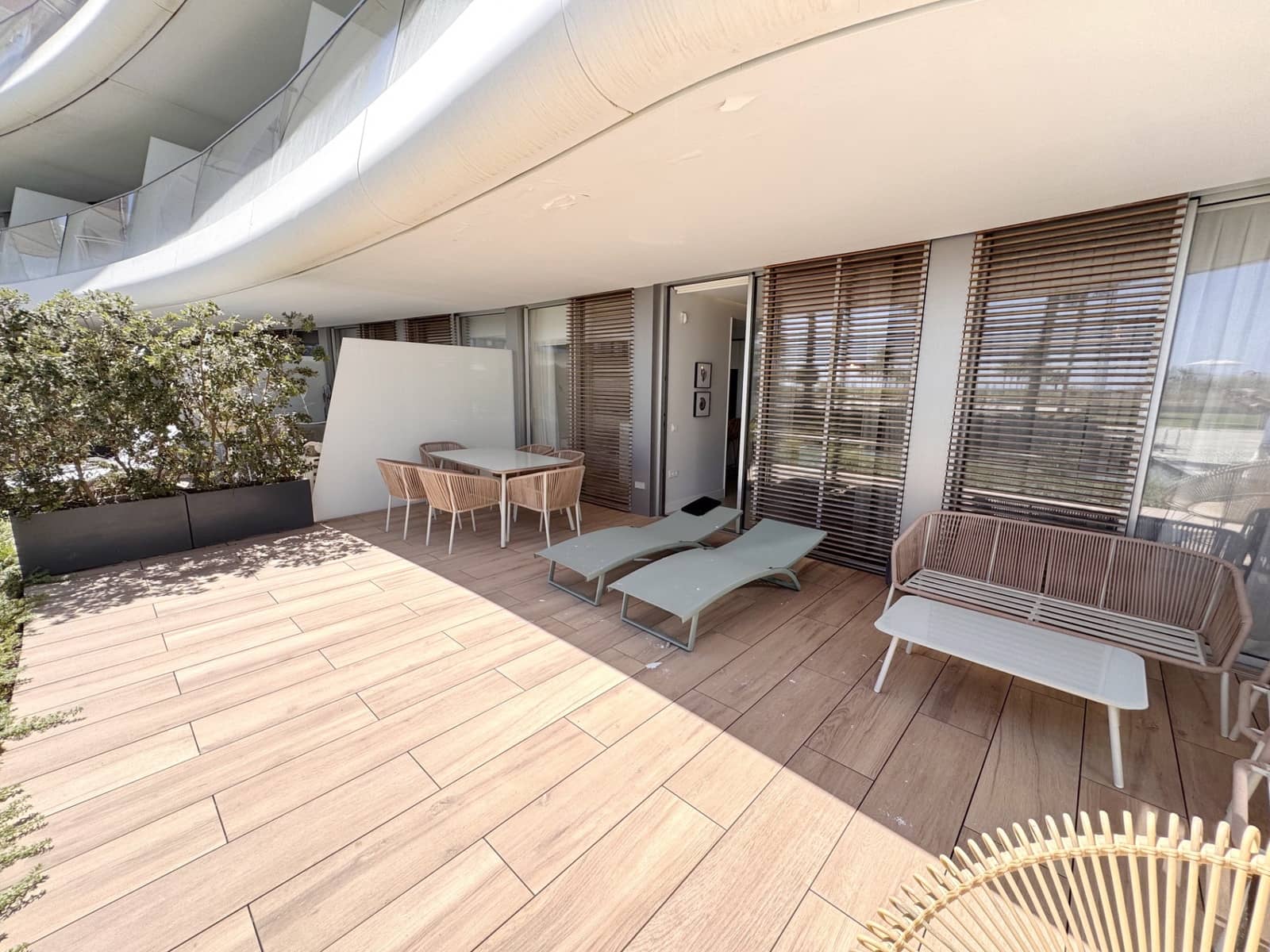 2 soverom Leilighet til salgs i Estepona med svømmebasseng garasje - € 898 000 (Ref: 9007361)