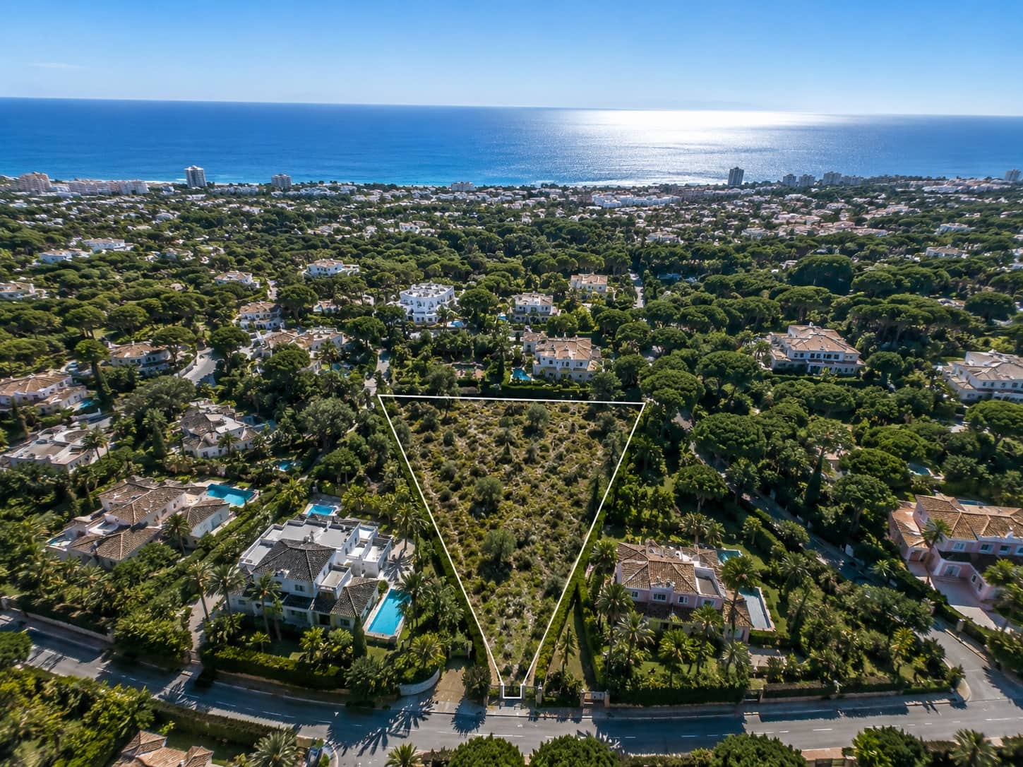Building Plot for sale in Marbella - € 550,000 (Ref: 9017270)