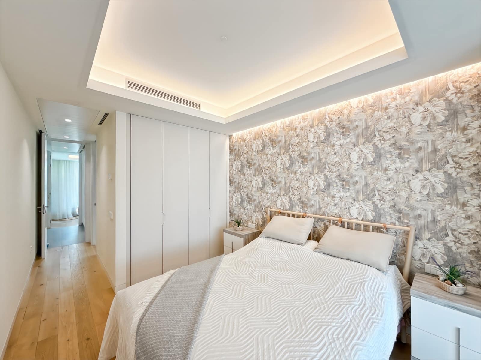 2 quarto Apartamento para venda em Estepona com piscina garagem - 680 000 € (Ref: 9024181)