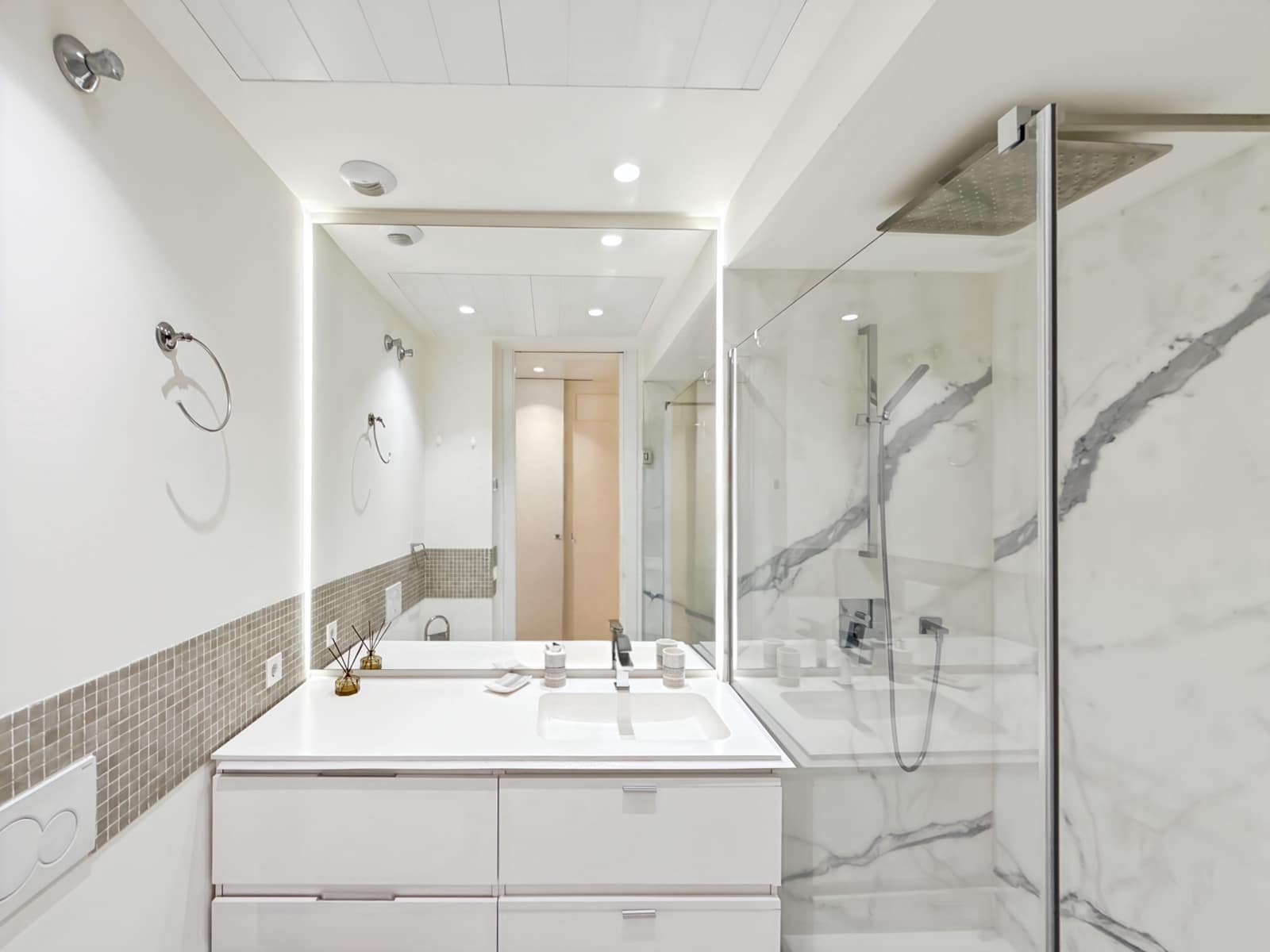 2 quarto Apartamento para venda em Estepona com piscina garagem - 680 000 € (Ref: 9024181)