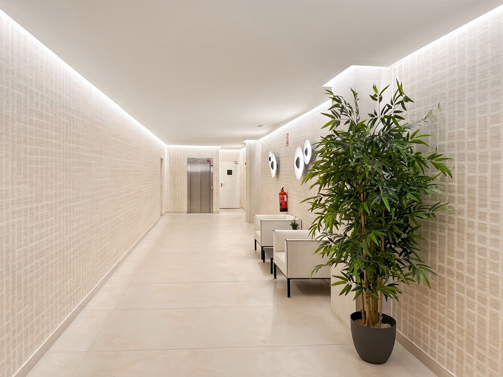 2 quarto Apartamento para venda em Estepona com piscina garagem - 680 000 € (Ref: 9024181)