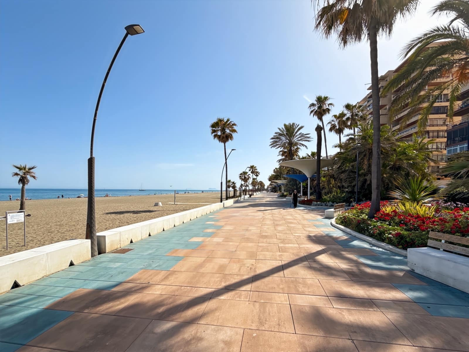2 chambre Appartement à vendre à Estepona avec piscine garage - 800 000 € (Ref: 9024181)