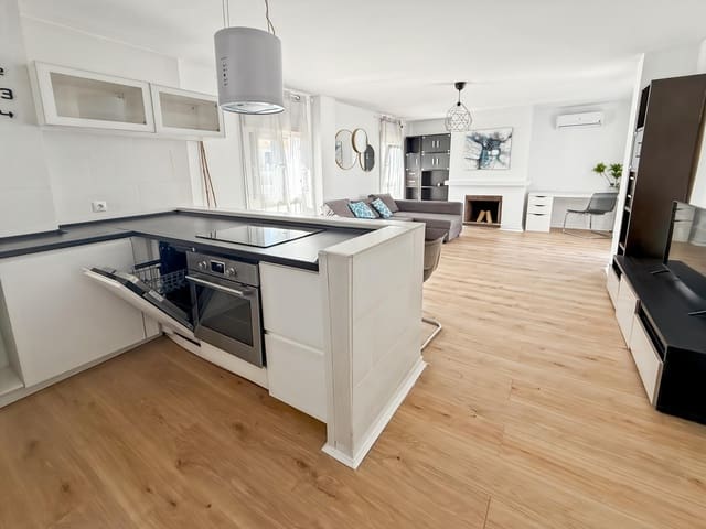 3 Zimmer Penthouse zu verkaufen in Marbella mit Pool Garage - 379.000 € (Ref: 9034749)