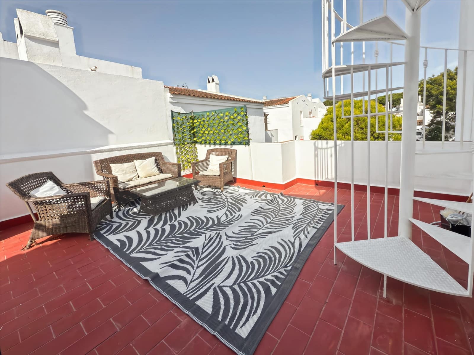 3 chambre Penthouse à vendre à Marbella avec piscine garage - 377 000 € (Ref: 9034749)