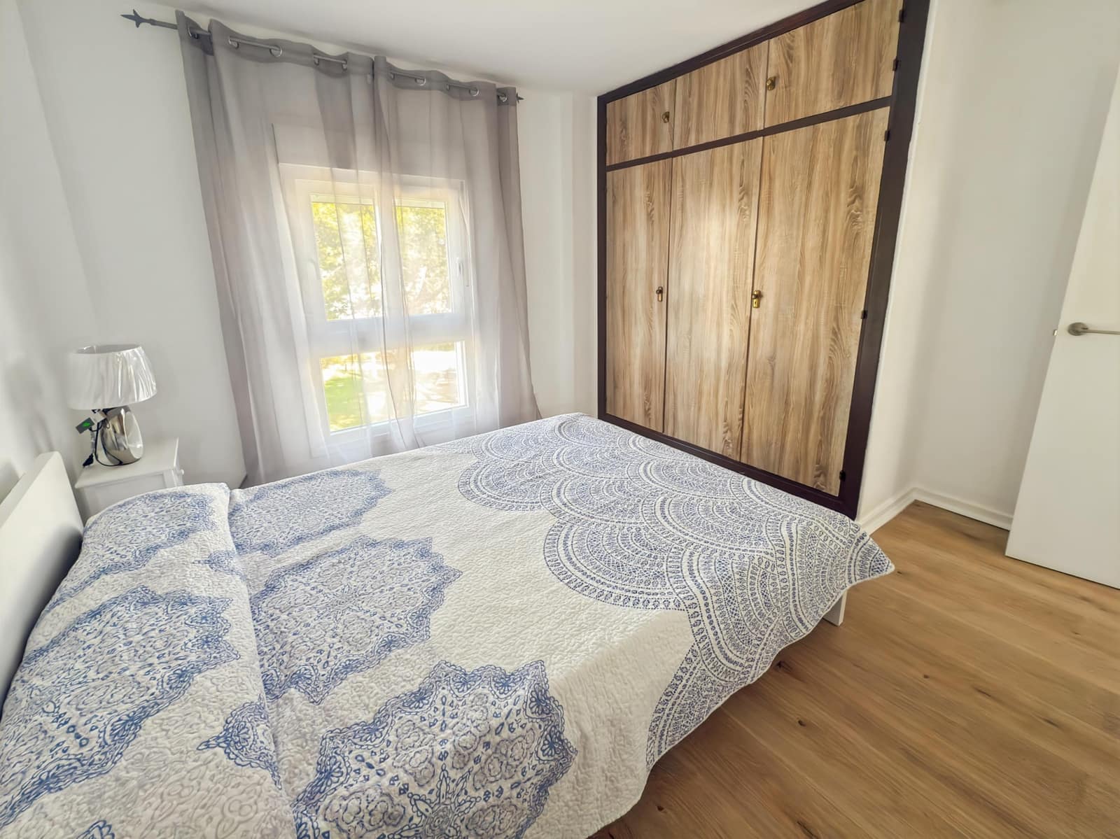 3 chambre Penthouse à vendre à Marbella avec piscine garage - 377 000 € (Ref: 9034749)