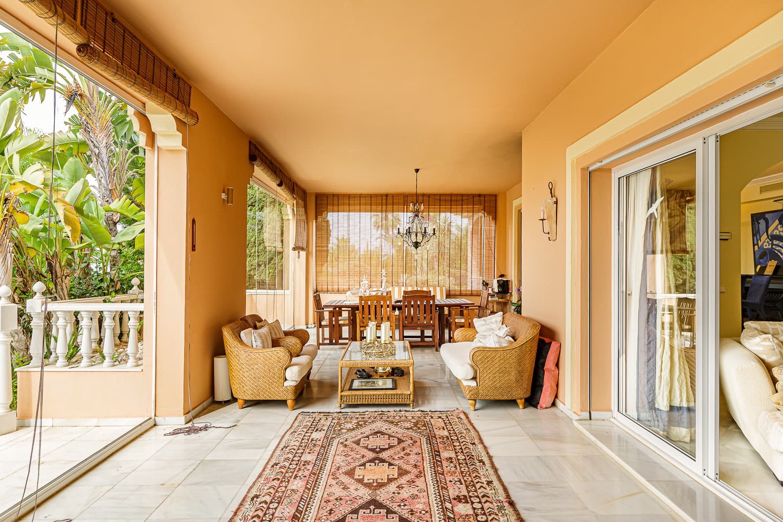 5 bedroom Villa for sale in Marbella with pool garage - € 3,750,000 (Ref: 9062579)