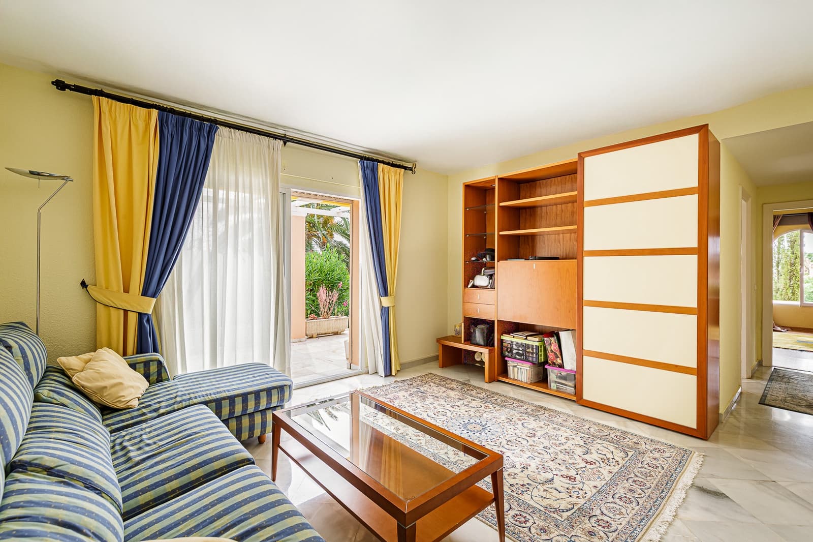 5 bedroom Villa for sale in Marbella with pool garage - € 3,750,000 (Ref: 9062579)