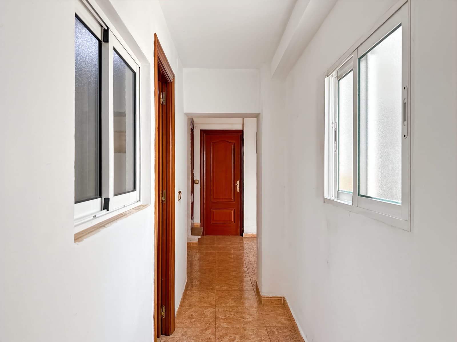 8 slaapkamer Huis te koop in Malaga stad - € 510.000 (Ref: 9076295)