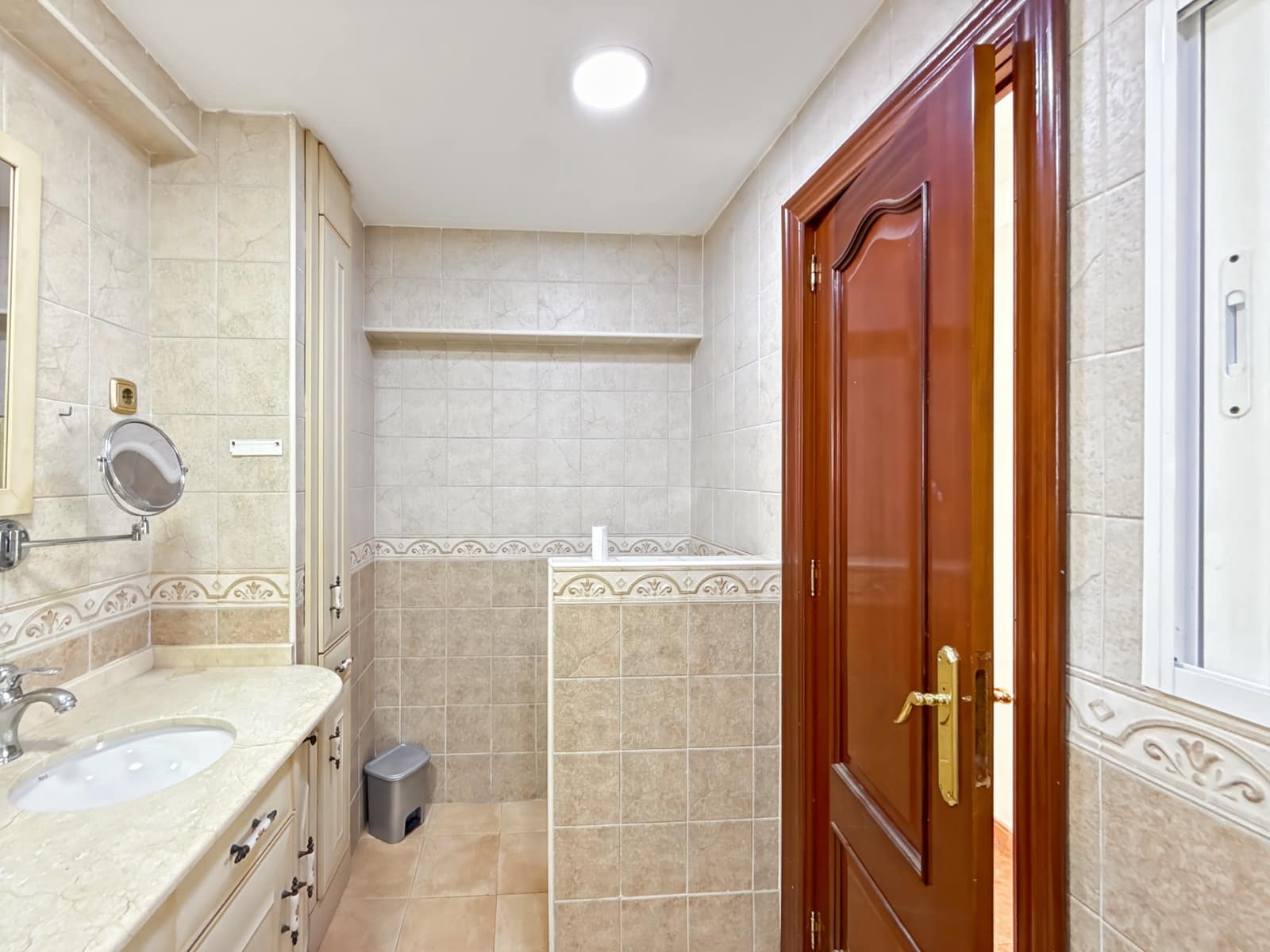 8 slaapkamer Huis te koop in Malaga stad - € 510.000 (Ref: 9076295)