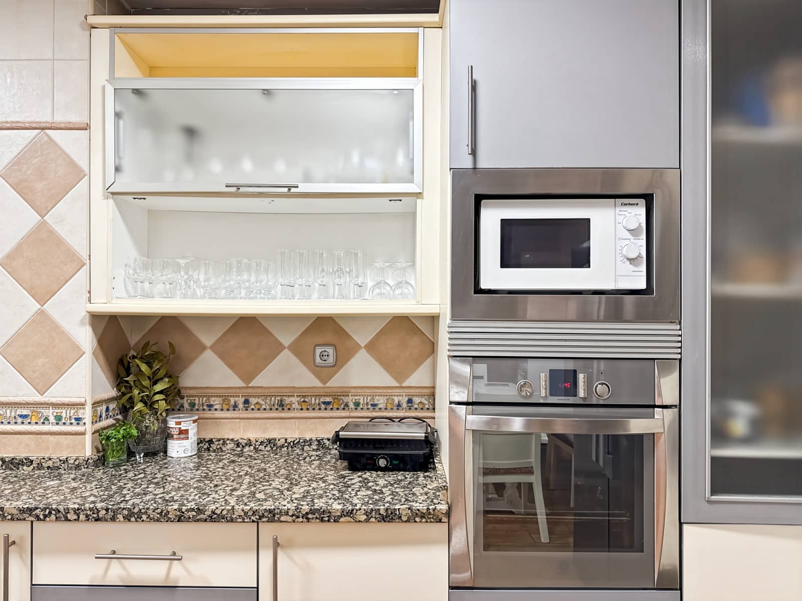 8 slaapkamer Huis te koop in Malaga stad - € 510.000 (Ref: 9076295)