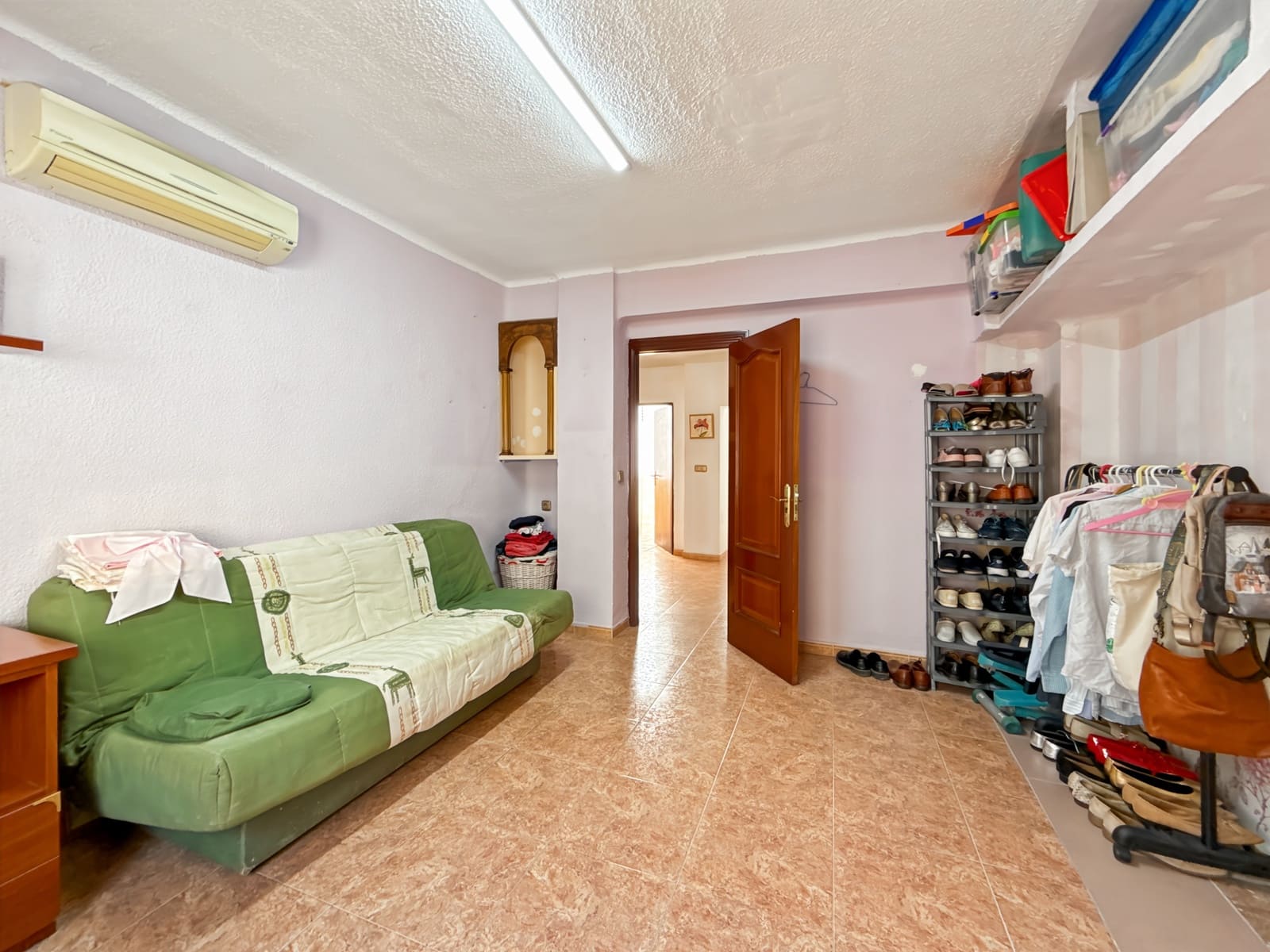 8 bedroom Townhouse for sale in Malaga city - € 510,000 (Ref: 9076295)