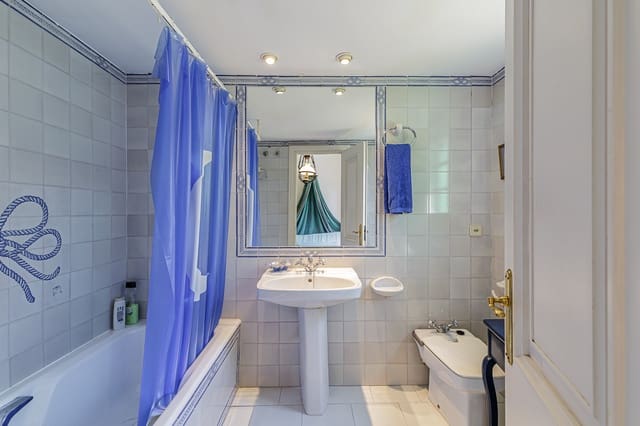 3 chambre Maison de Ville à vendre à Guadalmina Baja, Marbella avec piscine garage - 560 000 € (Ref: 9108878)