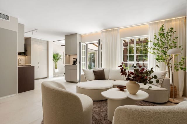 3 soverom Hus til salgs i Guadalmina Baja, Marbella med svømmebasseng garasje - € 895 000 (Ref: 9108878)