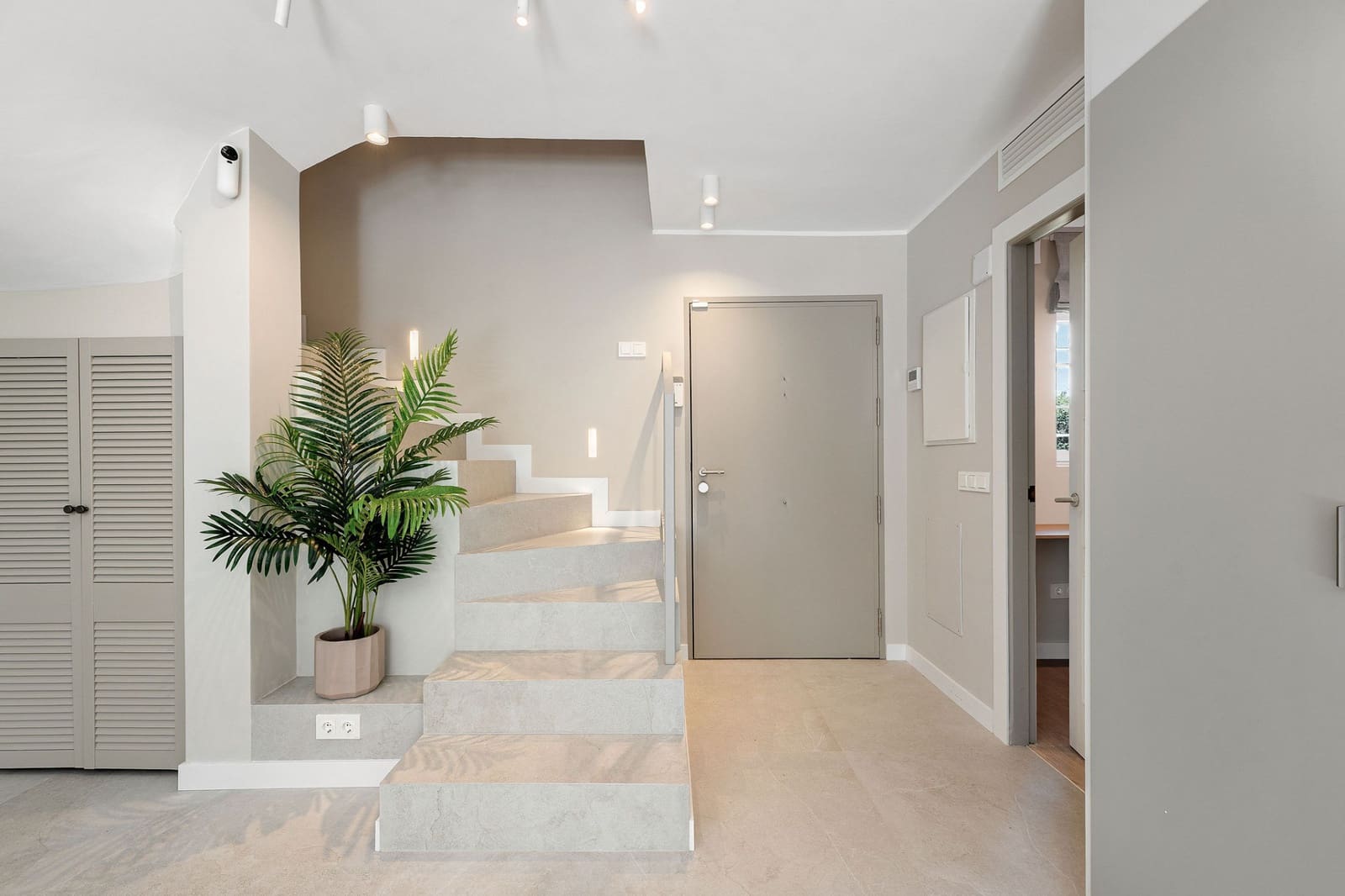 3 soverom Hus til salgs i Guadalmina med svømmebasseng garasje - € 895 000 (Ref: 9108878)