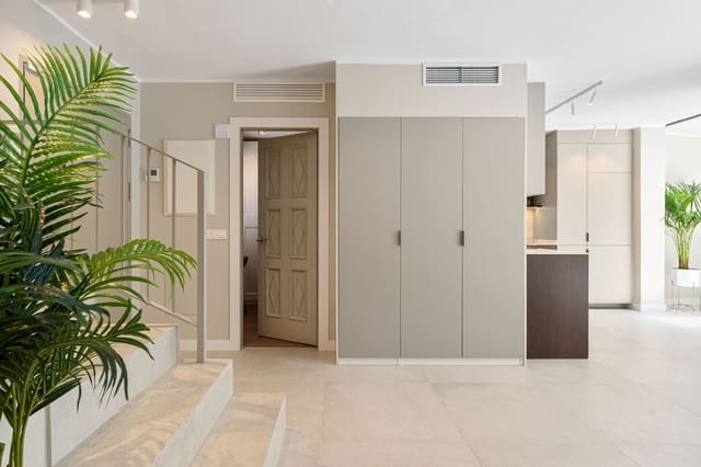 3 soverom Hus til salgs i Guadalmina Baja, Marbella med svømmebasseng garasje - € 895 000 (Ref: 9108878)