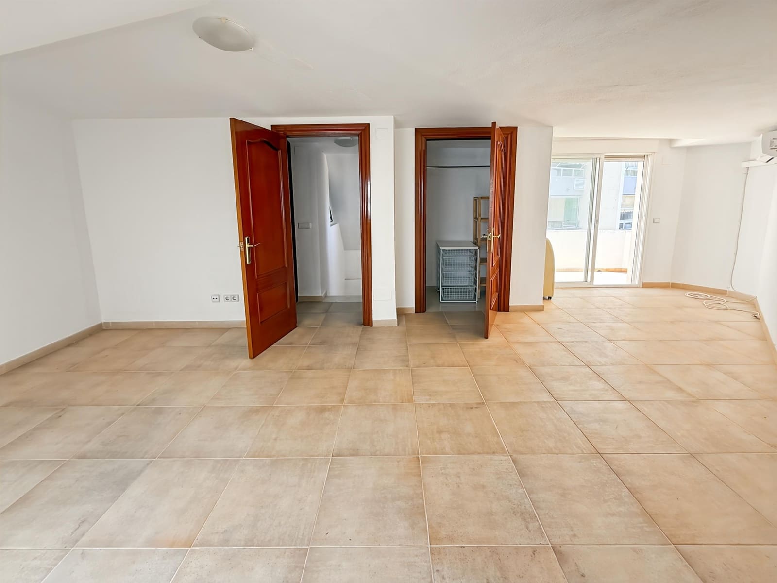 1 makuuhuone Kattohuoneisto myytävänä paikassa Benalmadena Costa - 325 000 € (Ref: 9114300)