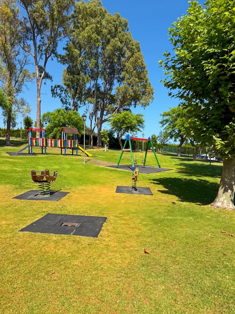 3 bedroom Flat for sale in Estepona with pool garage - € 270,000 (Ref: 9114301)